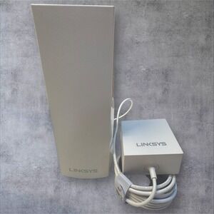 Single Linksys Velop‎ WHW03 V2 Tri-Band Wi-Fi Mesh Add-on node